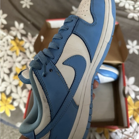 Nike Dunk Low UNC - Picture 5 of 7